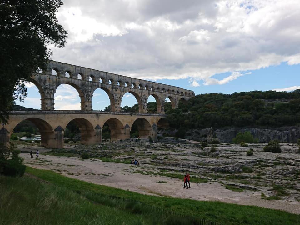 Lou Meinado Saint-Martin-de-Crau Eksteriør bilde